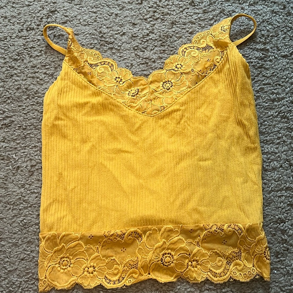 Yellow super cute laced top